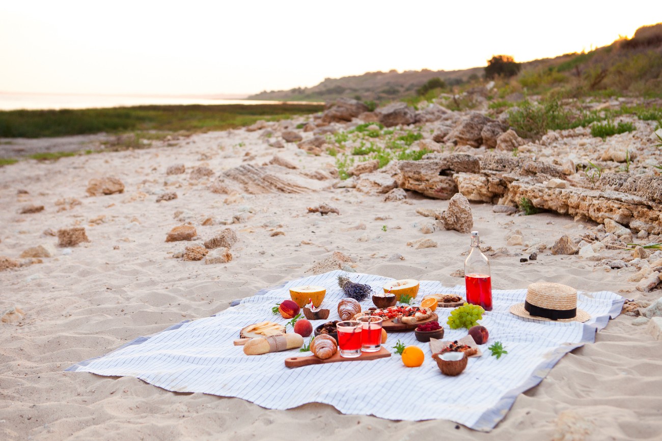 Picnic on the beach, Cuisine of Guernsey