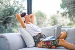 A guide to pay your remote worker or freelancer