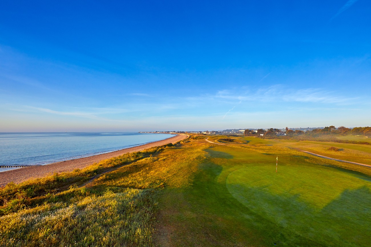 Discover golf clubs in the Channel Islands