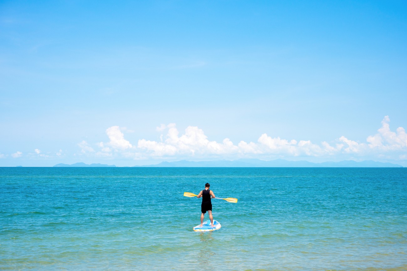 Kayaking and paddleboarding in Alderney