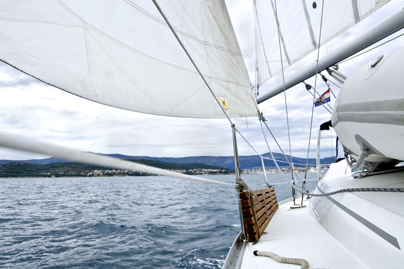 Packing Tips for Summer Sailing in the UK Channel Islands