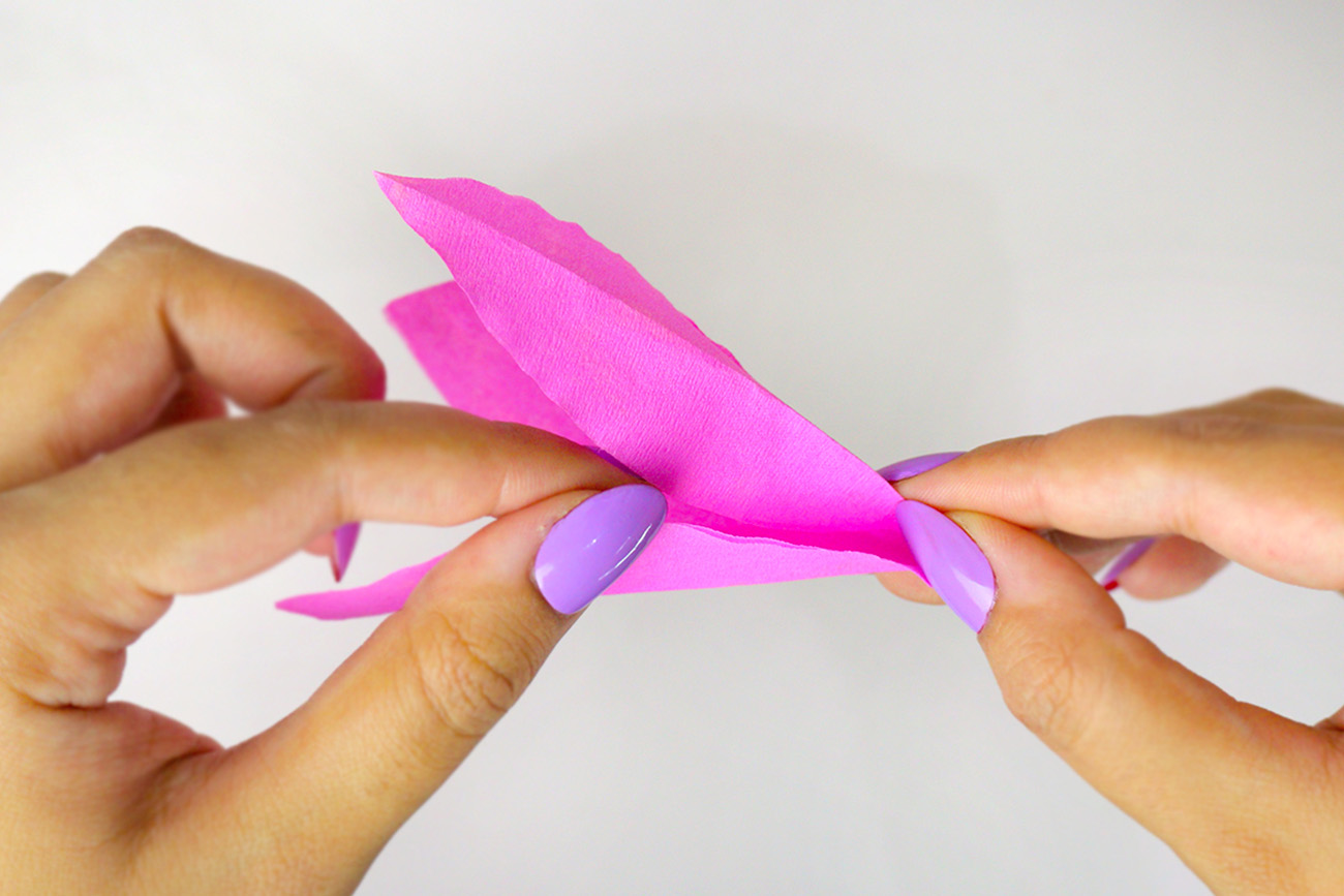 Crafting a Jersey Lily-Inspired Paper Flower - step 4