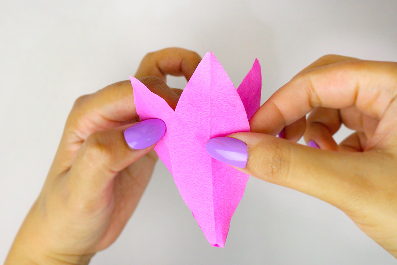 Crafting a Jersey Lily-Inspired Paper Flower - step 5