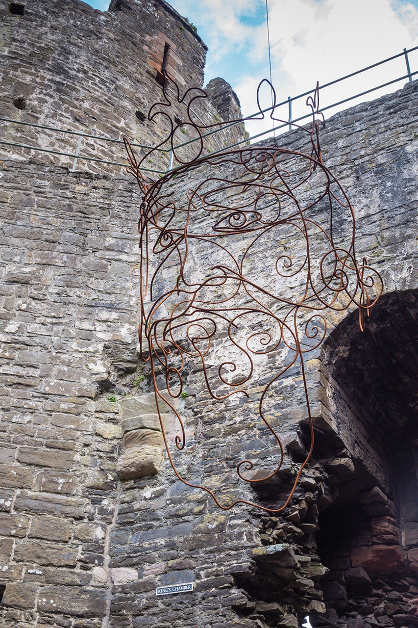 Image made of wire presenting King Edward I