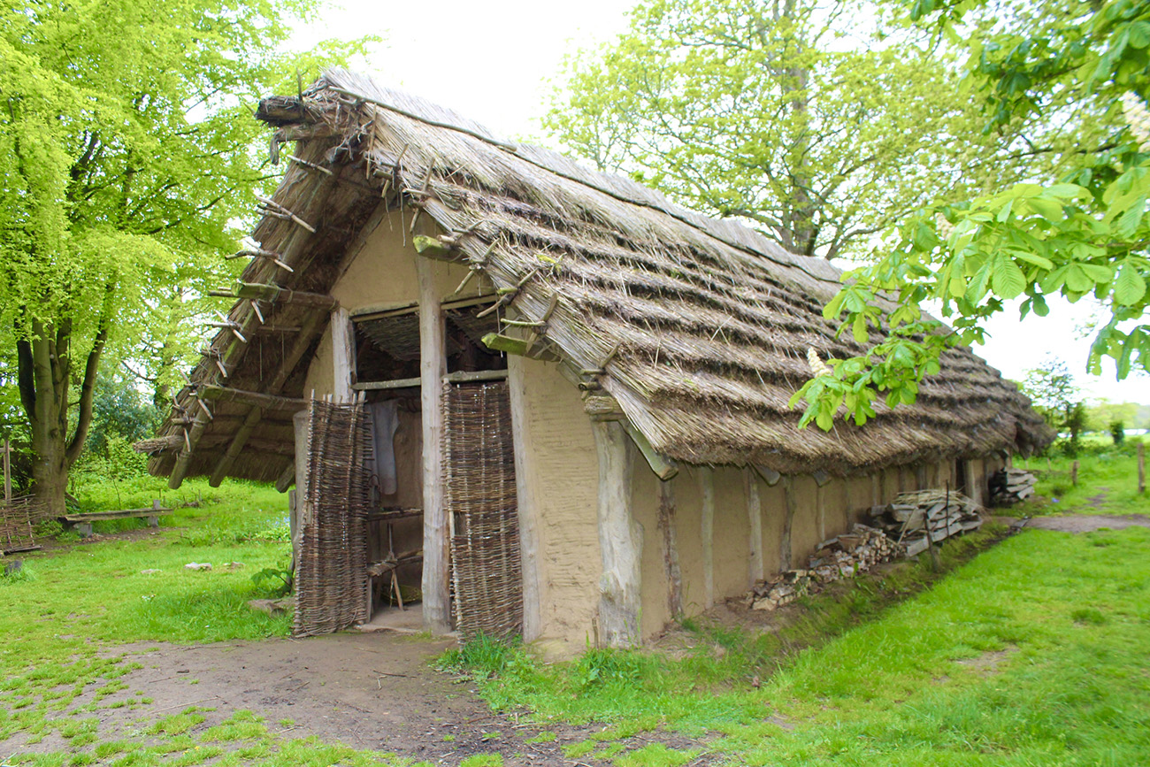 The reconstruction of a n ancient house with wood and wottle framework at La Hougue Bie